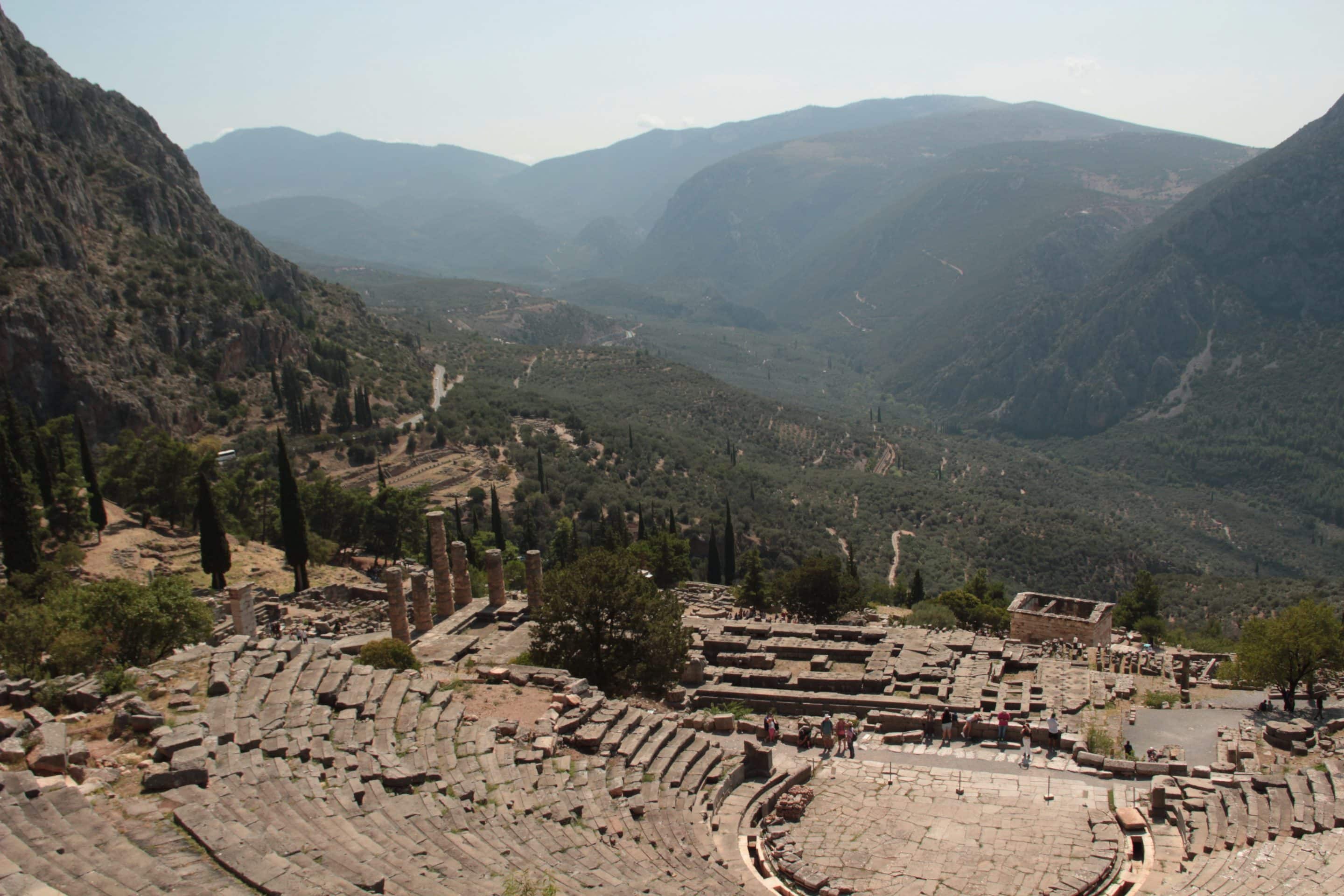 Panorama théâtre antique Delphes